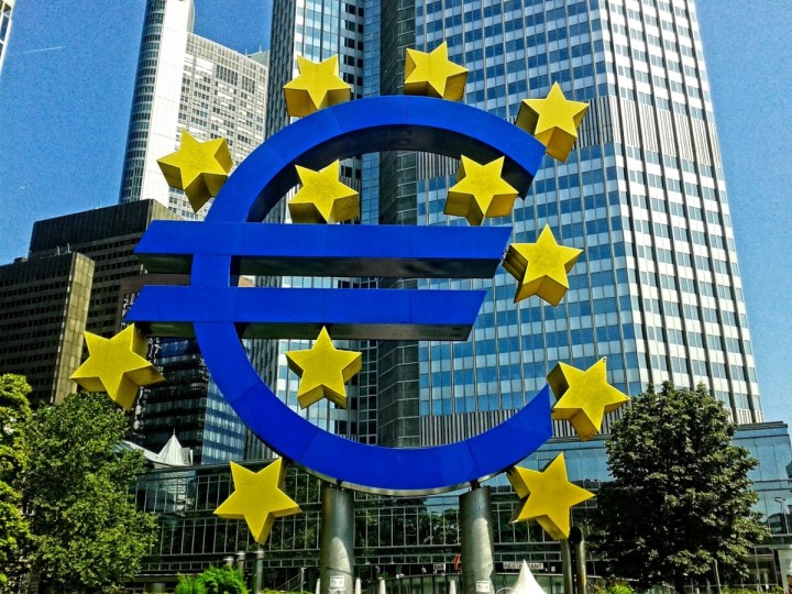 euro_currency_finance_europe_corporate_finance_ecb_frankfurt_bank-1022414.jpg!d