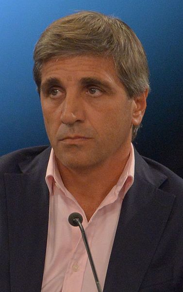 Luis_Caputo_(cropped)