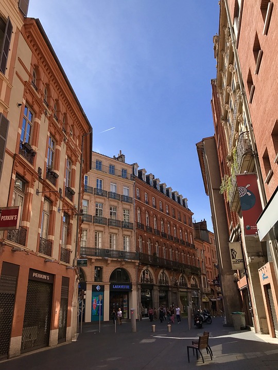 toulouse-2401540_960_720