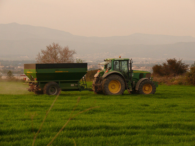 16581083050_f6e60e8b25_z