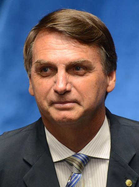 445px-Jair_Bolsonaro_Medico_Militar_no_SUS_(cropped)
