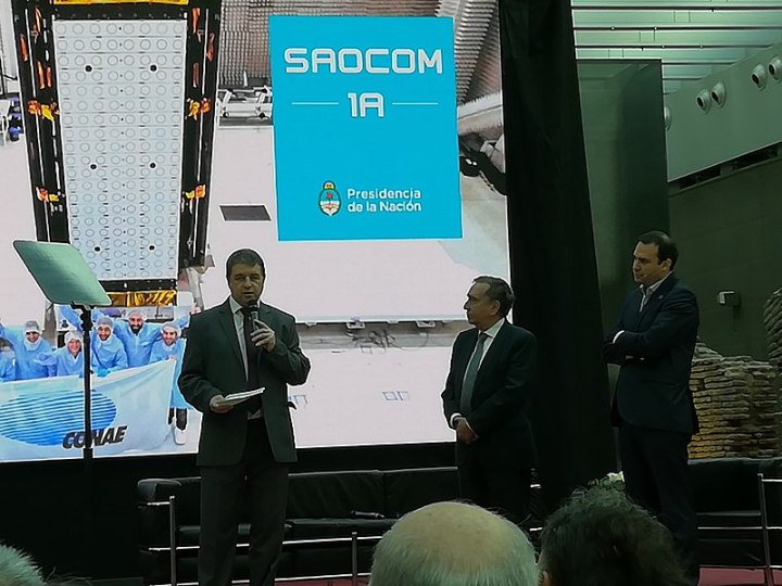 800px-Anuncio_de_lanzamiento_SAOCOM_1A