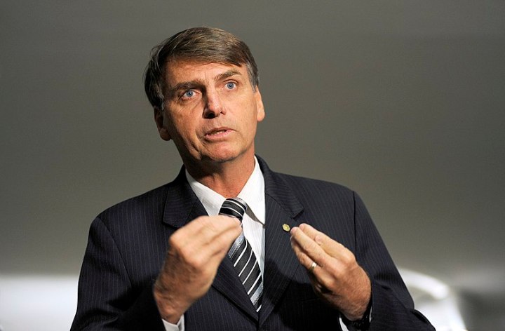 800px-Jair_Bolsonaro_na_câmara_sobre_a_comissão_da_verdade
