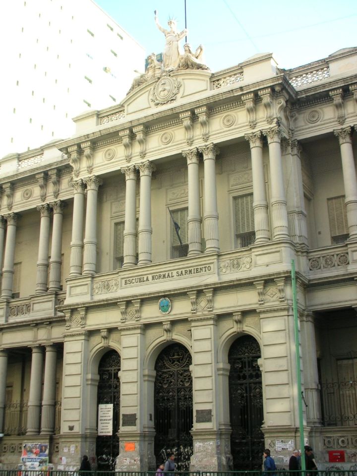 Buenos_Aires_-_Escuela_Normal_Sarmiento_-_Callao_450