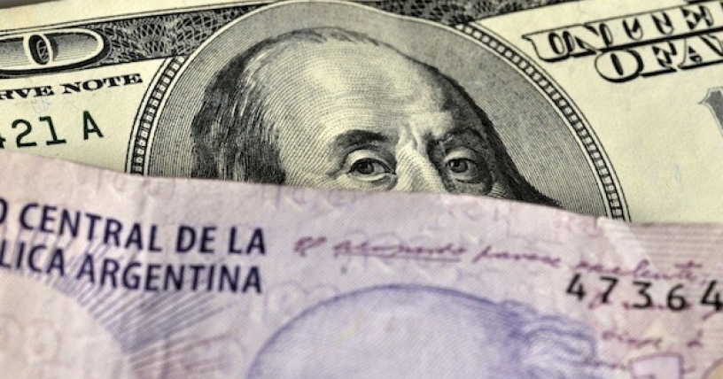 dolar-peso-argentino-mercados_816x544_816x428