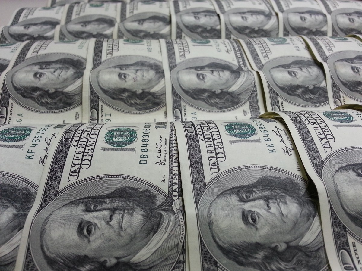 money_dollars_currency_benjamin_franklin_currencies-1134037