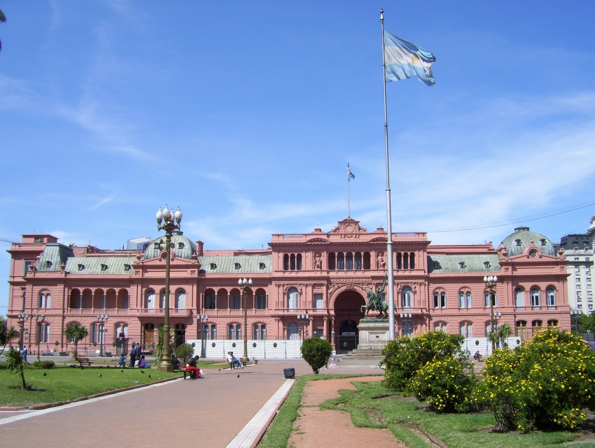 buenos_aires_argentina_city_architecture_landmark_building_architecture_design_structure-1111247
