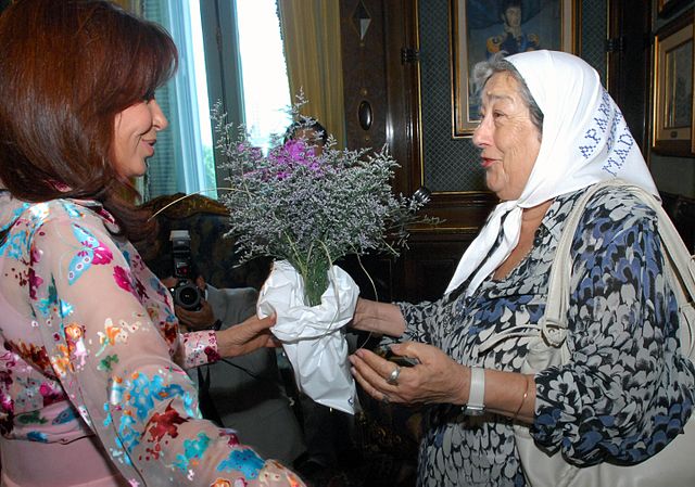 Hebe_de_bonafini