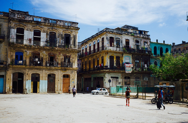 22256268840_c439fa538b_z