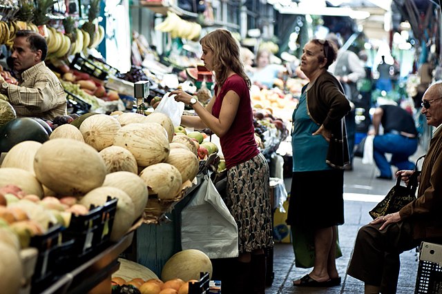 640px-de_compras_(7475948858)