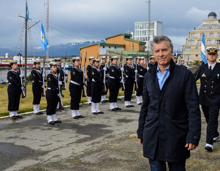 macri_base_naval_austral1