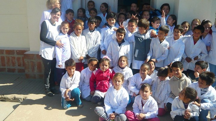 1024px-Escuela_primaria_cornelio_saavedra