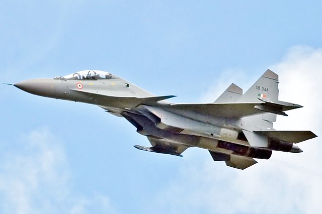 640px-SU-30MKI-g4sp_-_edit_2(clipped)