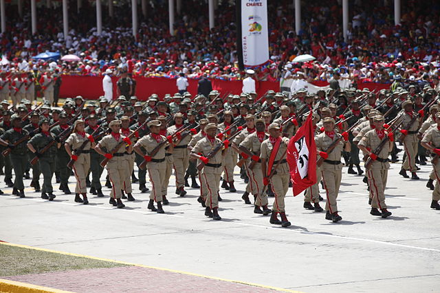 Caracas,_Canciller_Ricardo_Patiño_participó_en_los_actos_de_conmemoración_de_la_muerte_de_Hugo_Chávez_(12960883923)