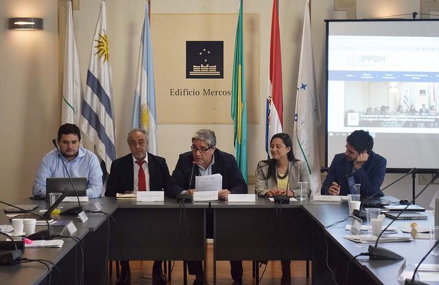 32417630898_8ab8746e45_z