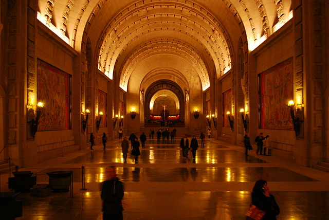 640px-Valle_de_los_Caídos_(San_Lorenzo_de_El_Escorial)_01