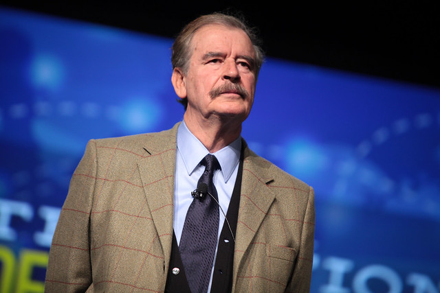 16368675988_fa7fb3d049_z