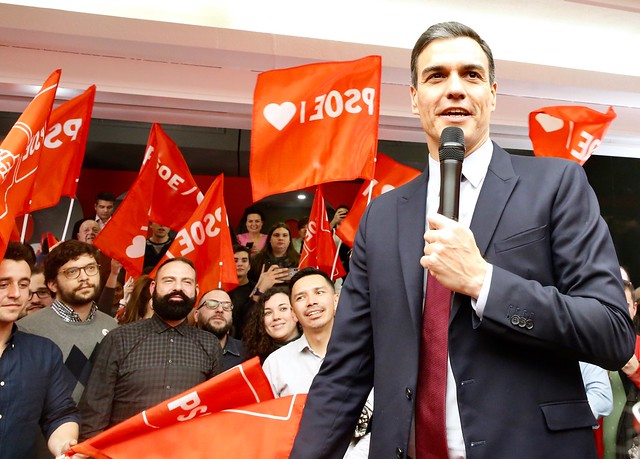 32735190297_74b6bb2c68_z.jpg