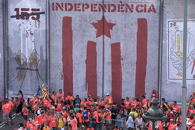 640px-Fem_la_República_Catalana_DC88114_(44675323181)