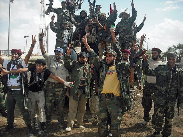 640px-NTC_fighters_claim_Bani_Walid