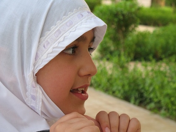 Muslim girl muslim pray, beauty fashion.
