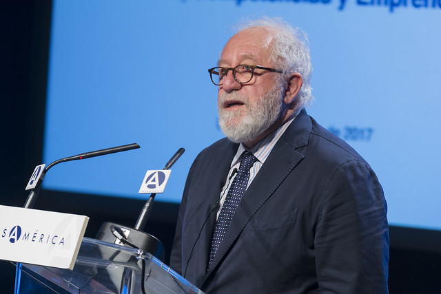 34837069571_bc18c70e8f_z