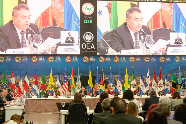 48135442488_18ae857c7a_z