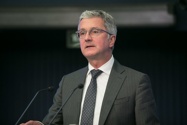 34307943854_a3f7ff2e42_z