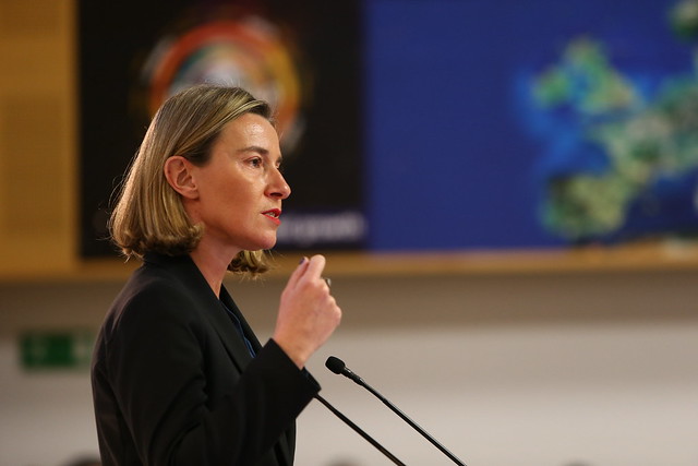 38972625755_f3d53a6d92_z