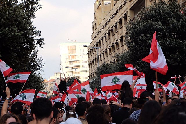 640px-Beirut_protests_2019_-_1