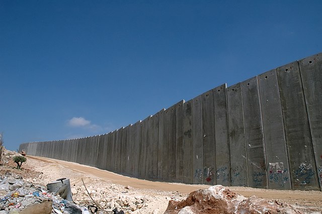 640px-Israeli_West_Bank_Barrier