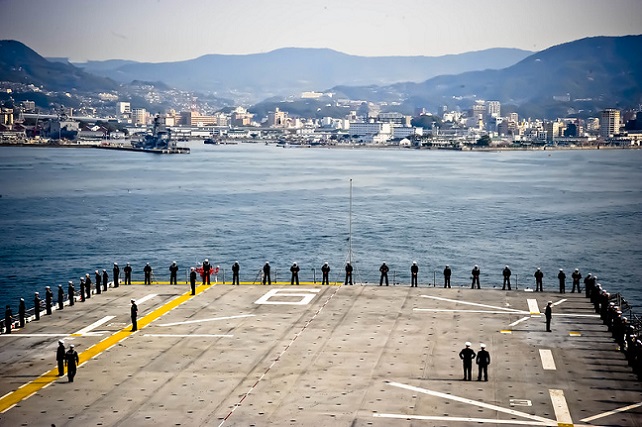 120409-N-XW531-003
