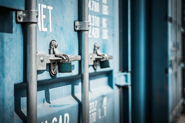 container-delivery-doors-lock