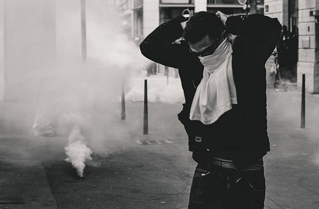 smoke-human-person-france