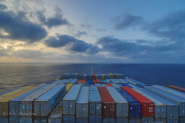 maersk-line-one-of-the-largest-ship-948642