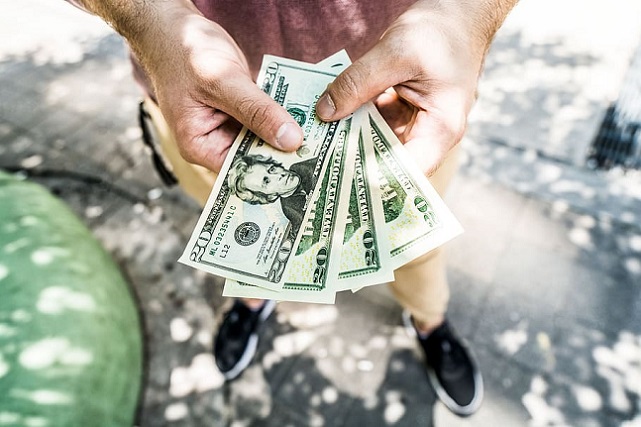 bills-money-currency-cash