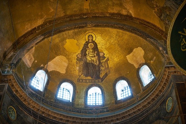church-2700544_640