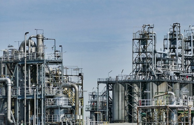 refinery-3613522_640