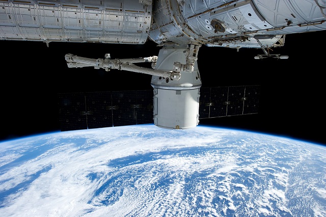 satellite-693222_1280