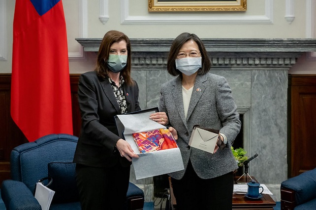 50375802637_b4cf4e7eac_c