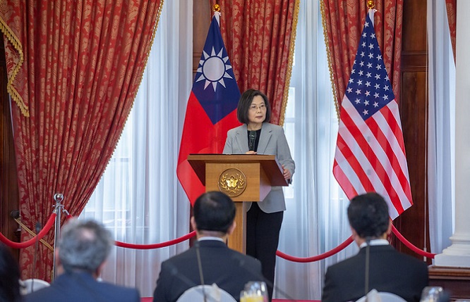 50375802637_b4cf4e7eac_c