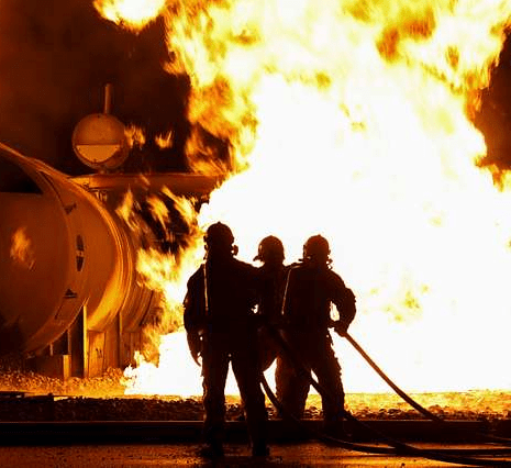 Ucrania ataca refinerías de petróleo en territorio&nbsp;ruso