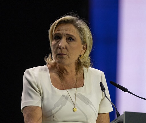 Oposición rechaza nuevo gobierno en&nbsp;Francia