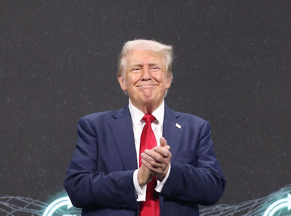 ABC News acepta pagar indemnización a&nbsp;Trump