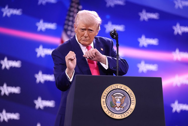 Trump busca regreso de grandes empresas a EE.&nbsp;UU.