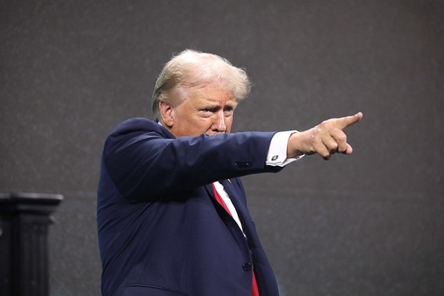 Trump reclama bajar tipos de&nbsp;interés