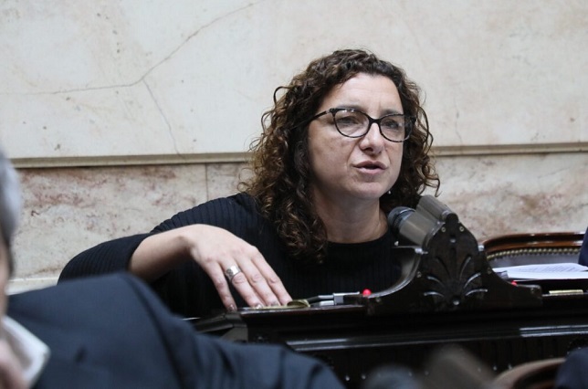 Procesan a diputada por&nbsp;antisemita