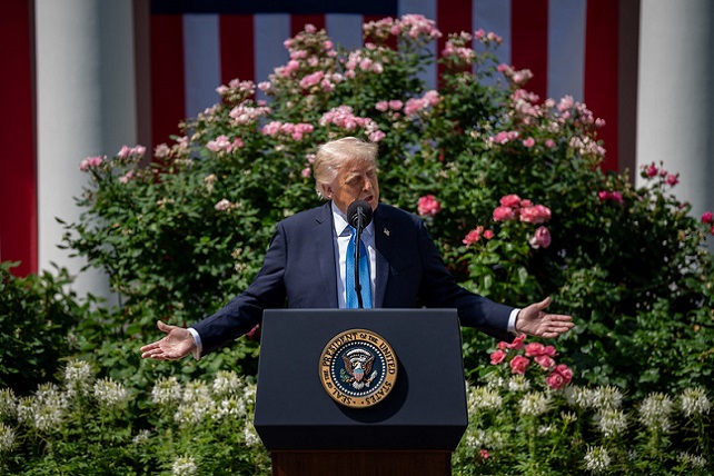 Trump sube aranceles a&nbsp;UE