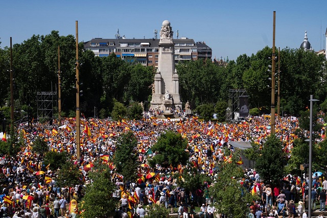 Multitudinaria marcha opositora en&nbsp;Madrid