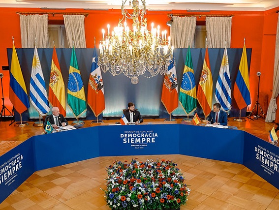 Reunión de izquierda&nbsp;internacional